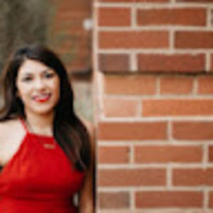 Meet your Posher, Caitlyn